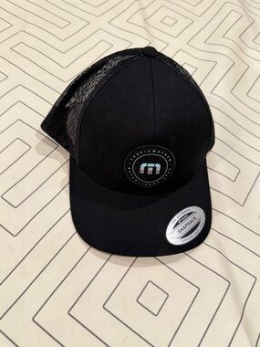 NWT Travis Mathew Black Trucker Hat